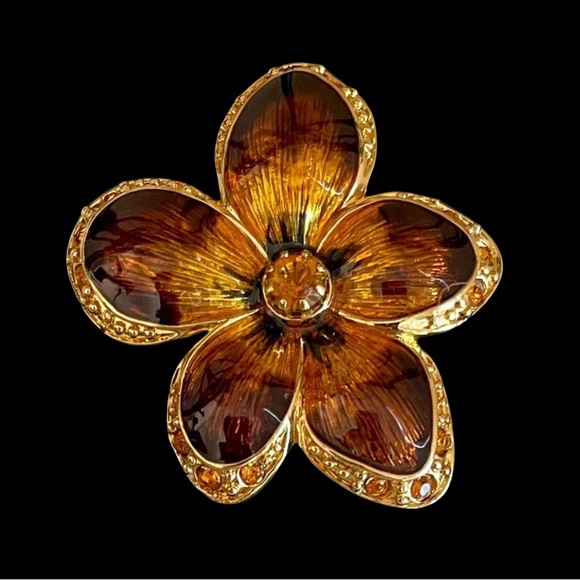 Joan Rivers Jewelry - Vintage Joan Rivers Gold Plated Flower Brooch With Enamel And Swarovski Crystals
